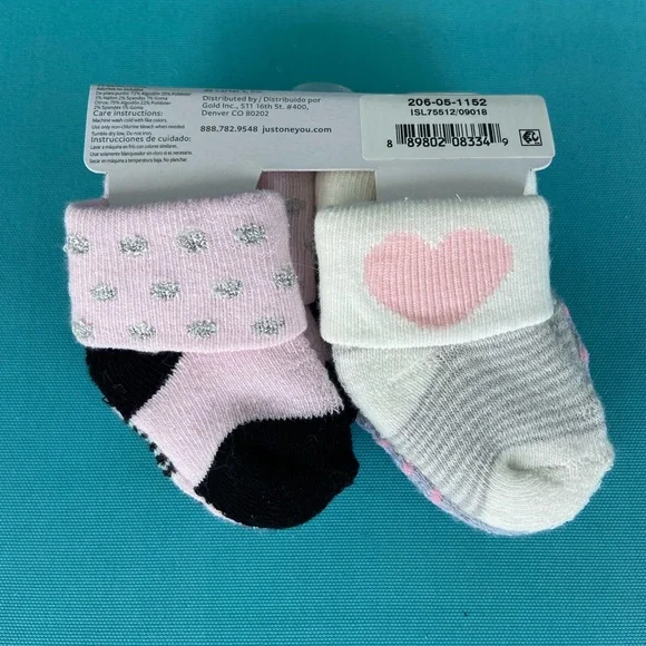 Baby Girl Newborn Gift Set - Picture 3 of 3